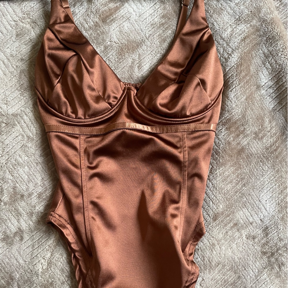 Satin rust bodysuit